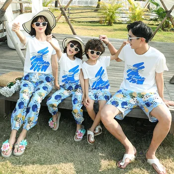 הקיץ המשפחה תלבושות תואמות אימא בת אבא בן חוף הים חוף על שני חלקי החליפה חולצות & מכנסיים תואמים כמה תלבושות
