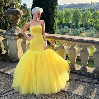 צהוב בהיר רשת נשים שמלות ערב Elegnat סטרפלס בתולת ים שמלה לנשף ייחודי טול קפלים ארוכה Fomal צד שמלות
